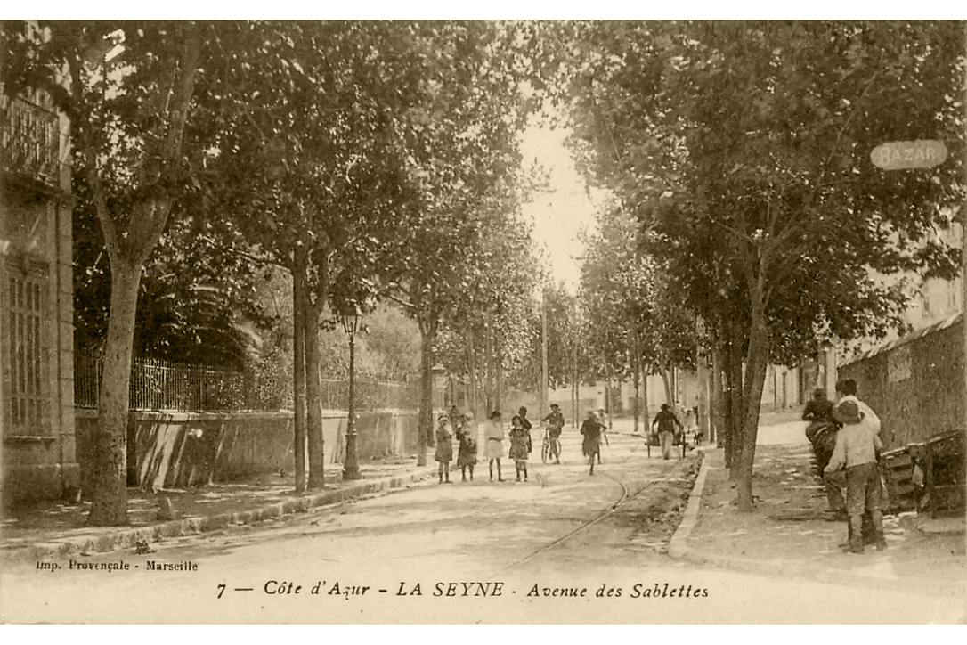 B86444AE-676C-45CC-9150-A0B073AE8E8C_1_105_c