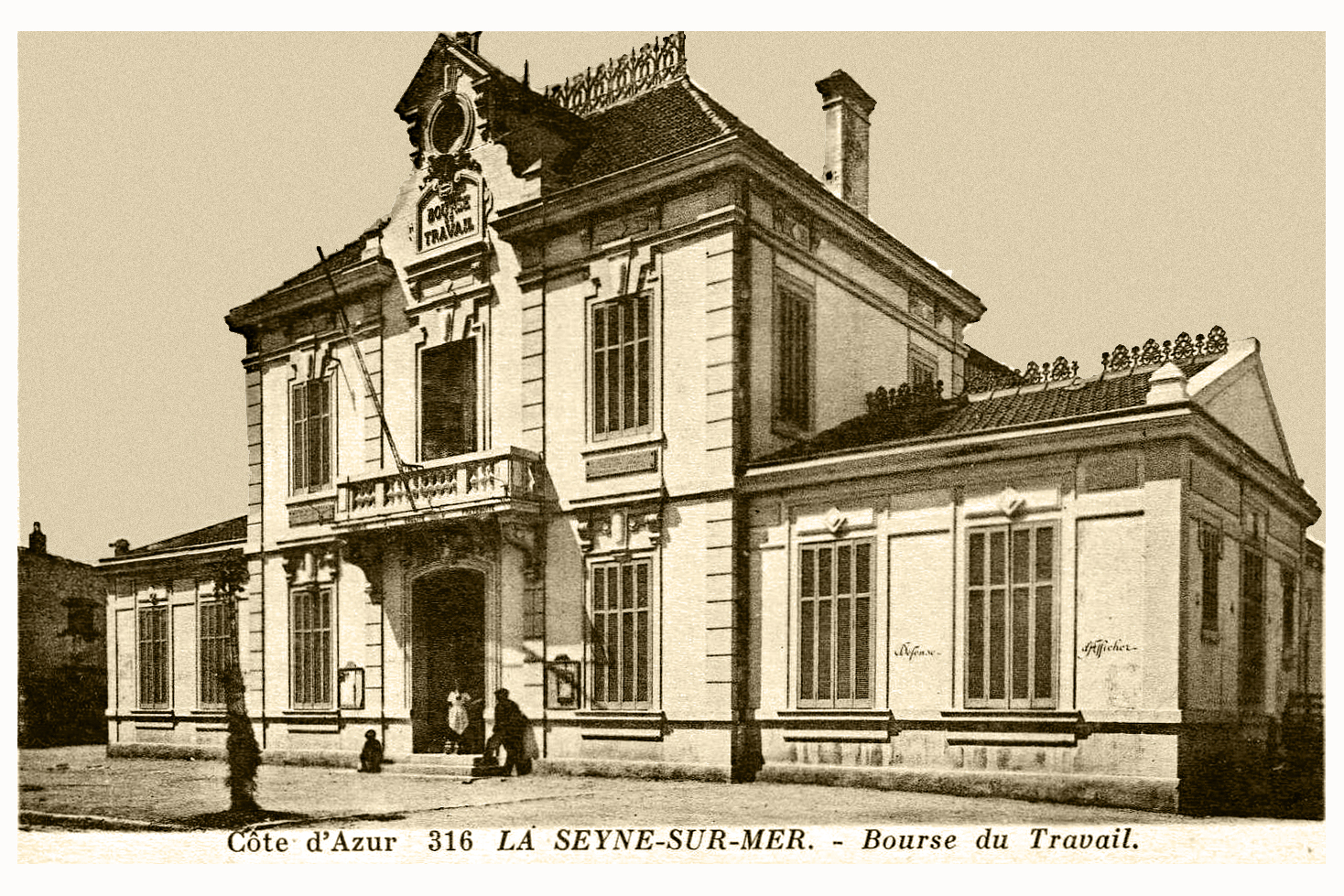 5236E280-67A5-40A2-AD9A-D42D010F532C