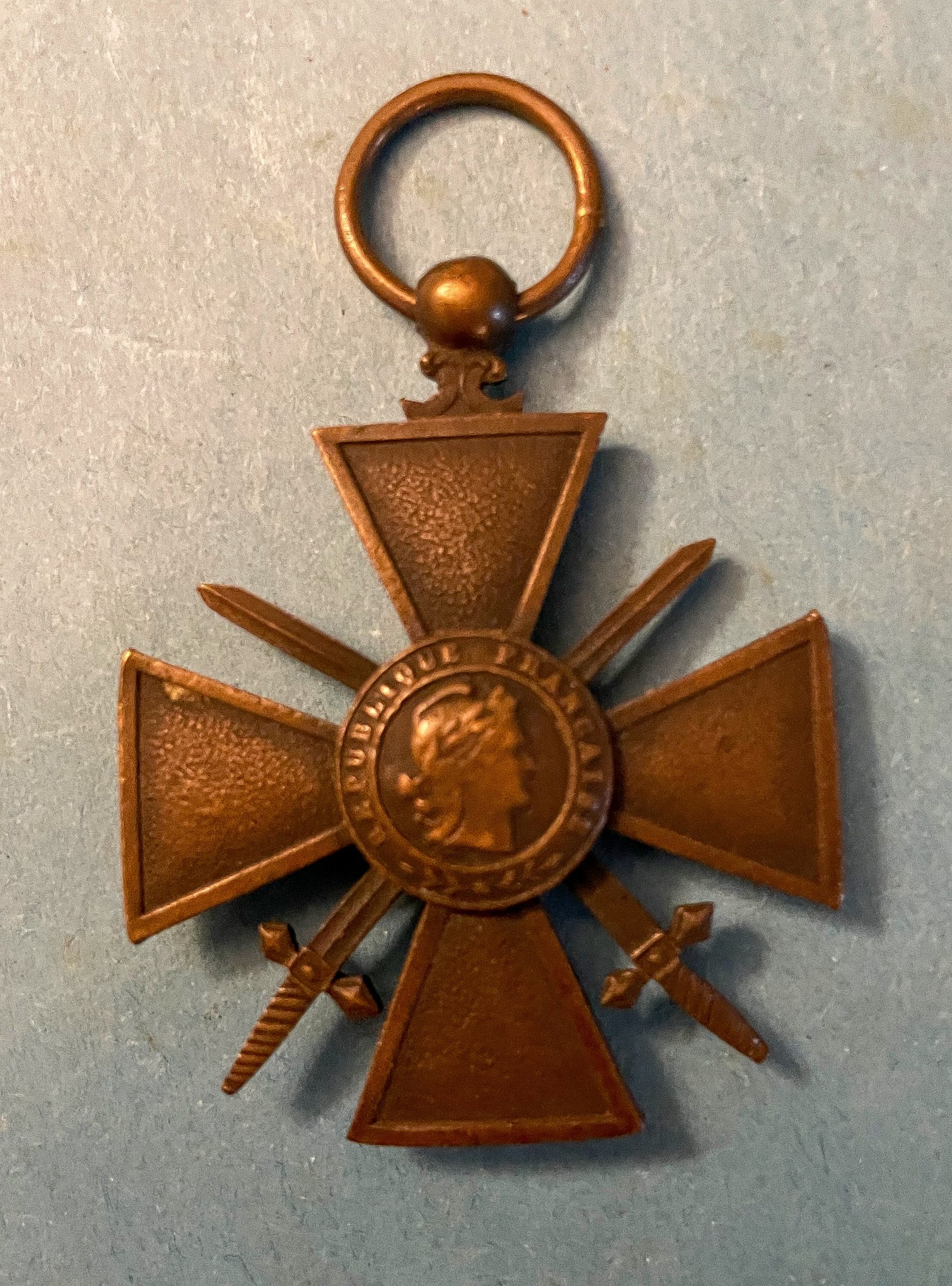 83BAD6C2-546A-4E4A-99A1-29D81B12D122_1_201_a