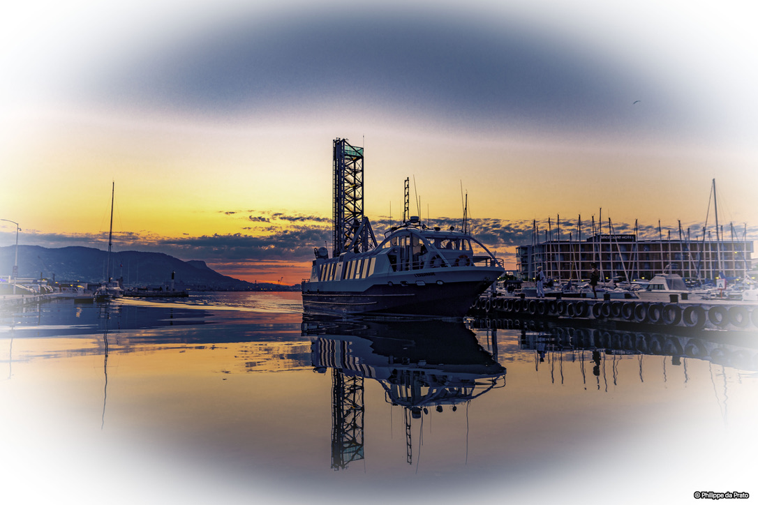 CB8FA667-27F8-422F-8CAE-68422B9B8FE2_1_105_c