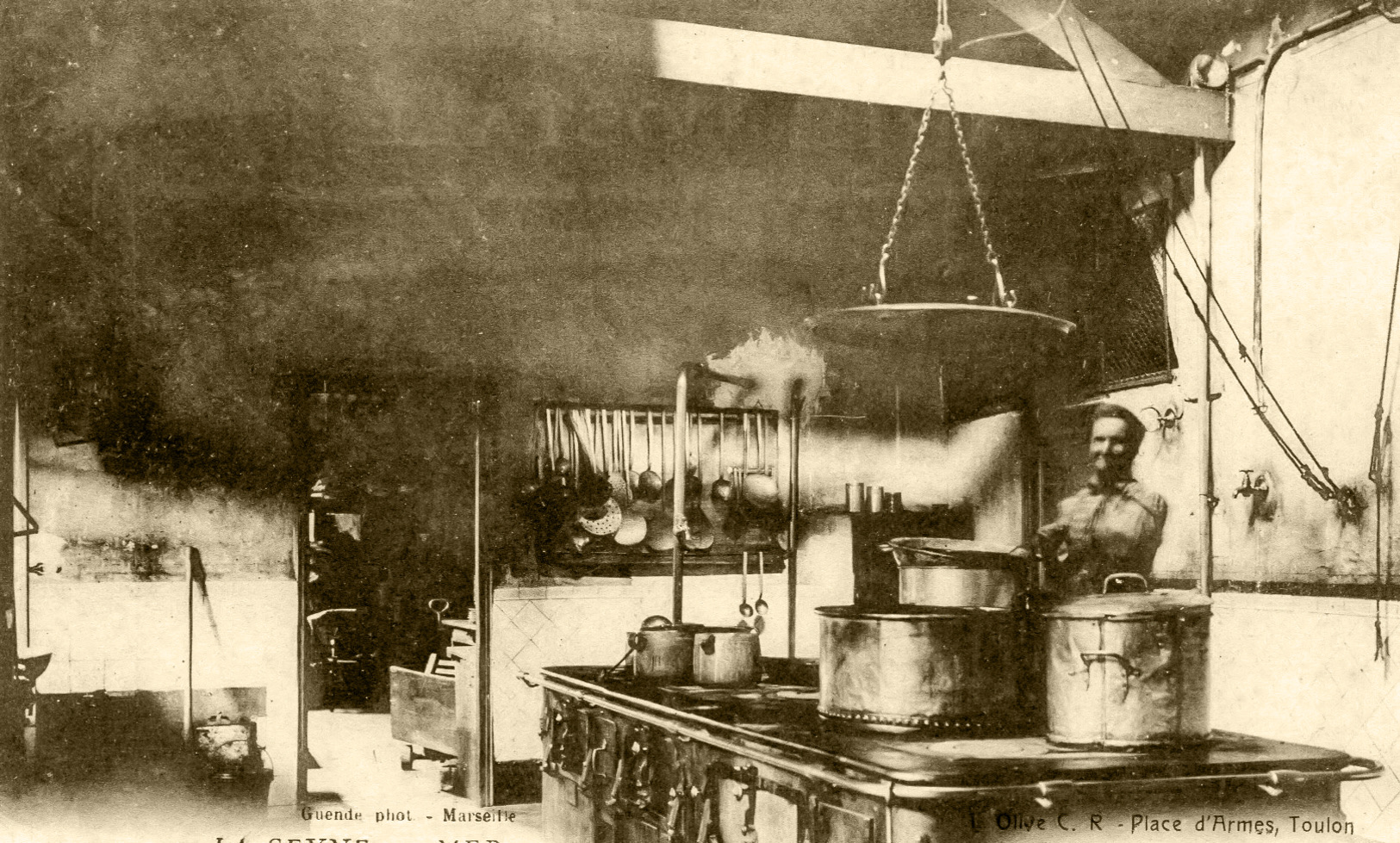 EA3C2251-4594-43AC-B04B-9AFCDE83CEEC_1_201_a