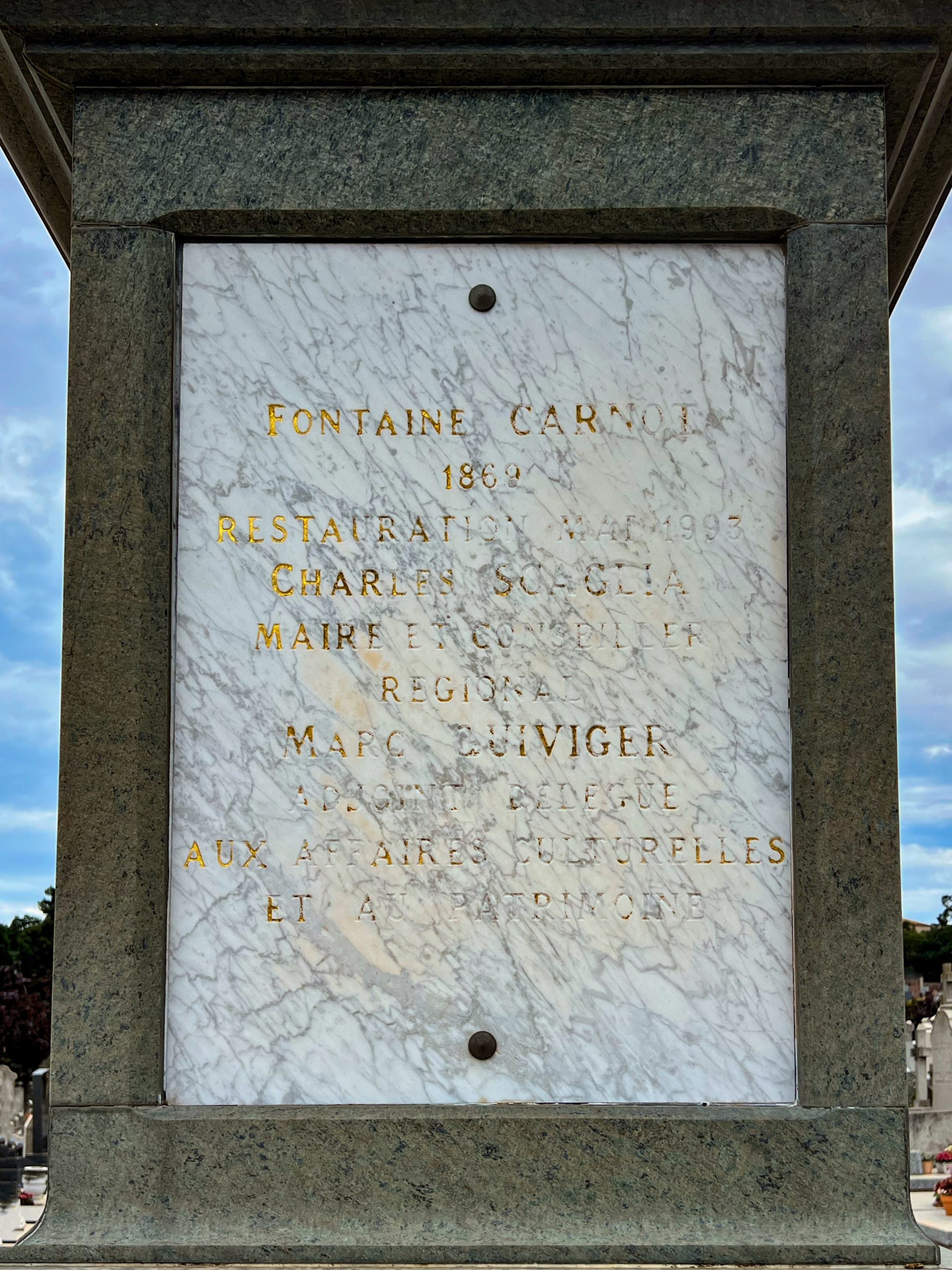 4867BE5A-81D0-4360-8F47-EA507B8B4FE4_1_201_a