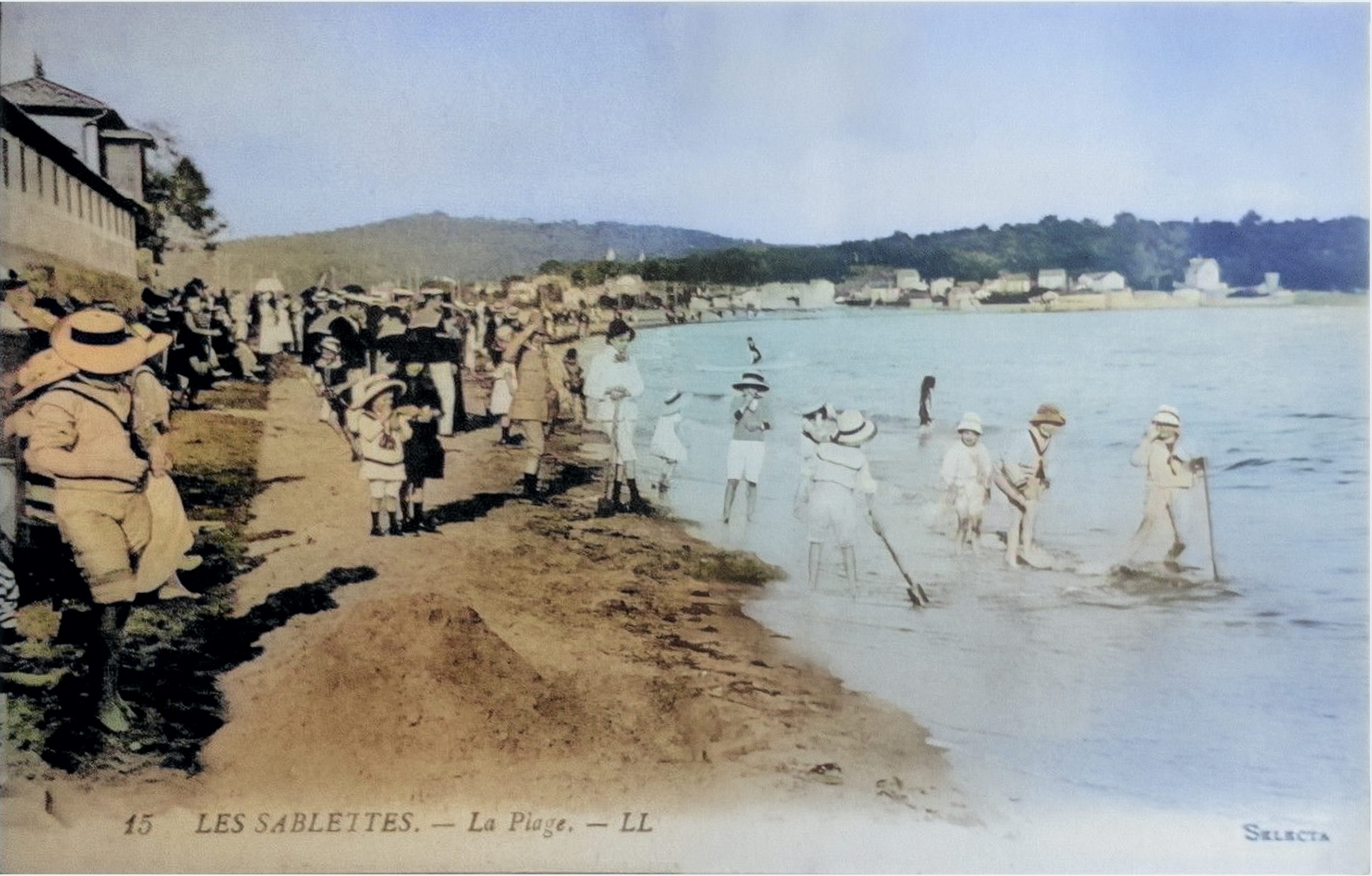 0E51A9D1-F06A-40FC-B5DC-B1A2E6BB0812