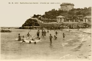 8735CF1D-9C50-45EE-9070-1D6CC527F58A_1_201_a