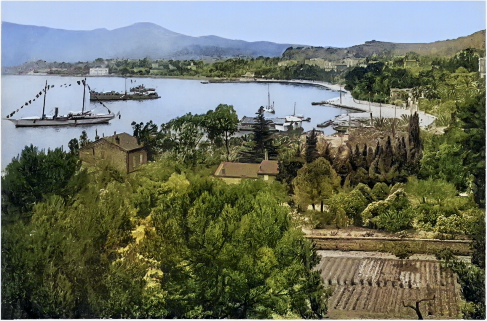 FB896FB0-1805-4DCD-8580-7605D1EBBA37