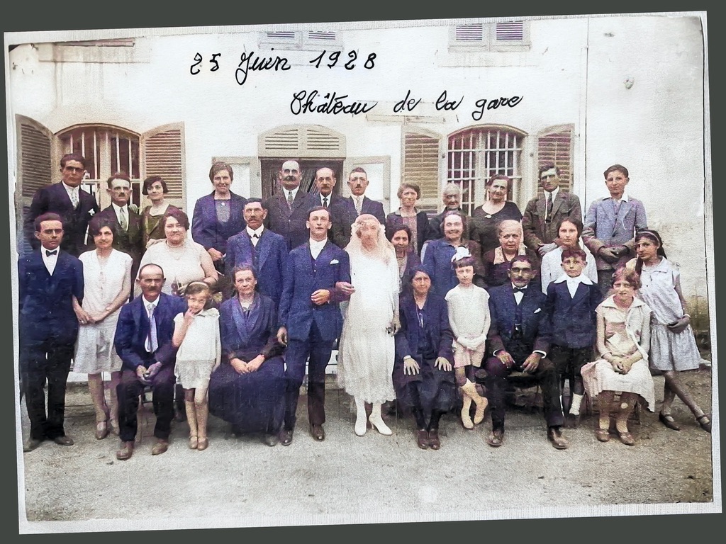 A6291131-585A-48E8-AA46-1230B8344C82_1_105_c