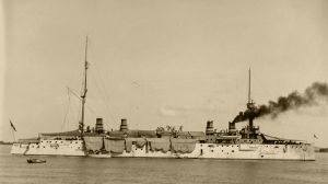 Croiseur_cuirassé_Sully_à_Hankow_-_Bibliothèque_nationale_de_France,_Gallica S