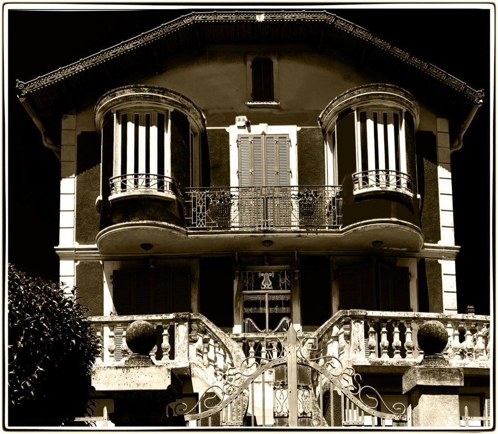 105556425_10220912540537034_7120286260623249514_o-copie-1024x893