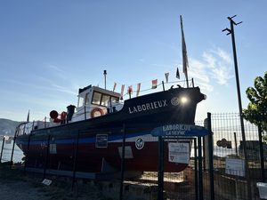 8B78FF87-92A5-4B31-ABA3-46710F448820_1_105_c