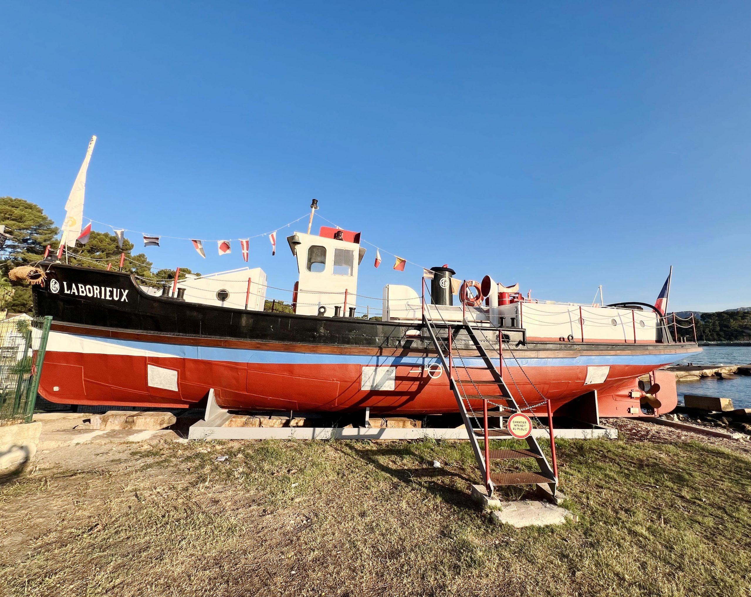 C94F30A4-725B-4264-9A37-7DF78A77D5A3