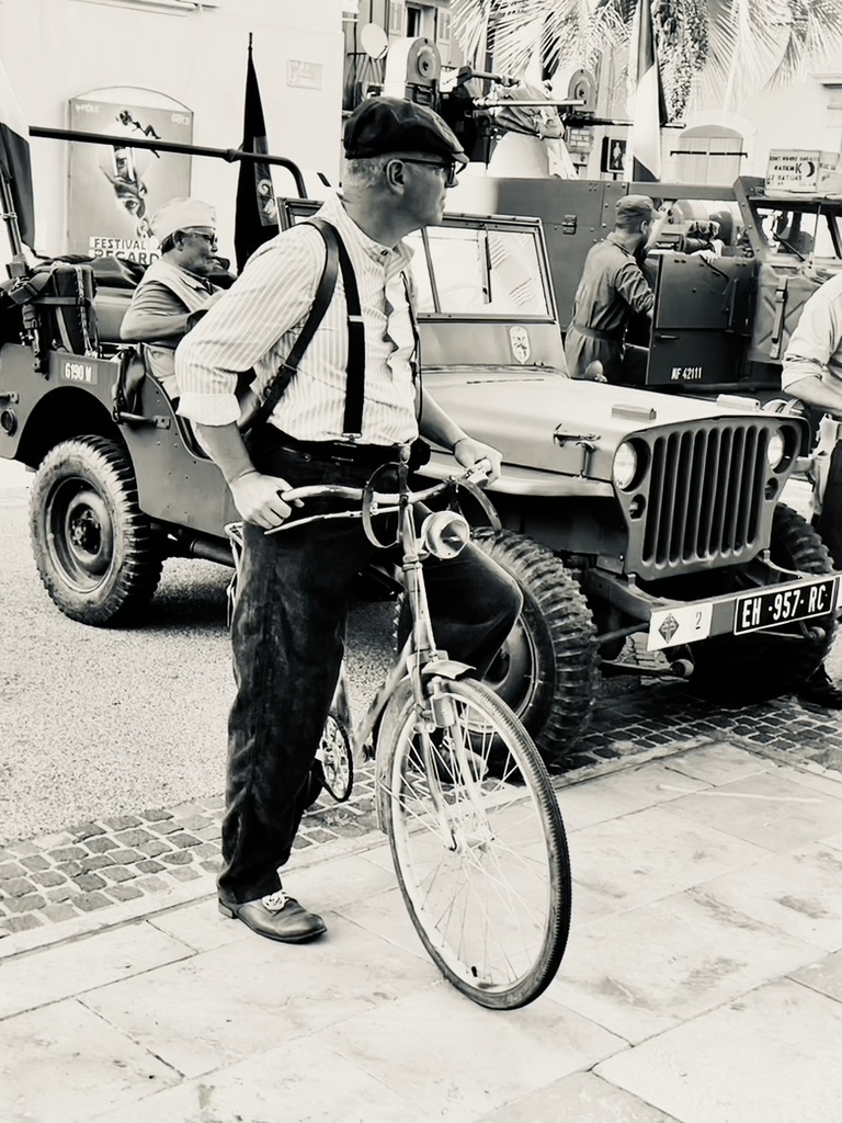 810CDDE5-4847-4A1C-8499-416C456FF342_1_105_c