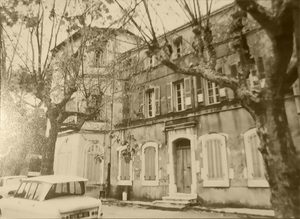 AE8A38B0-E27A-4C1A-A173-22670DF93FFC_1_201_a