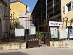 152EA0F6-8A8D-462E-9249-9DCF1B70DBFF_1_201_a