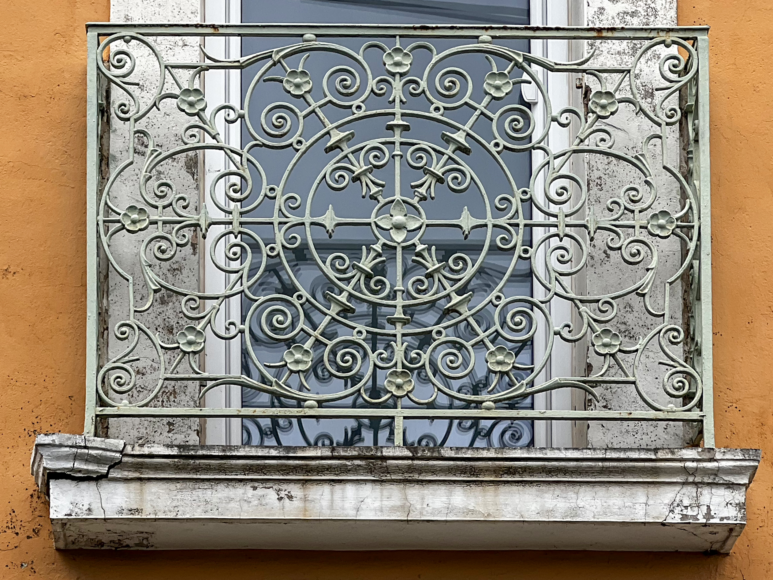 4CEC234E-DBA7-480C-948F-C2DA78DAC451